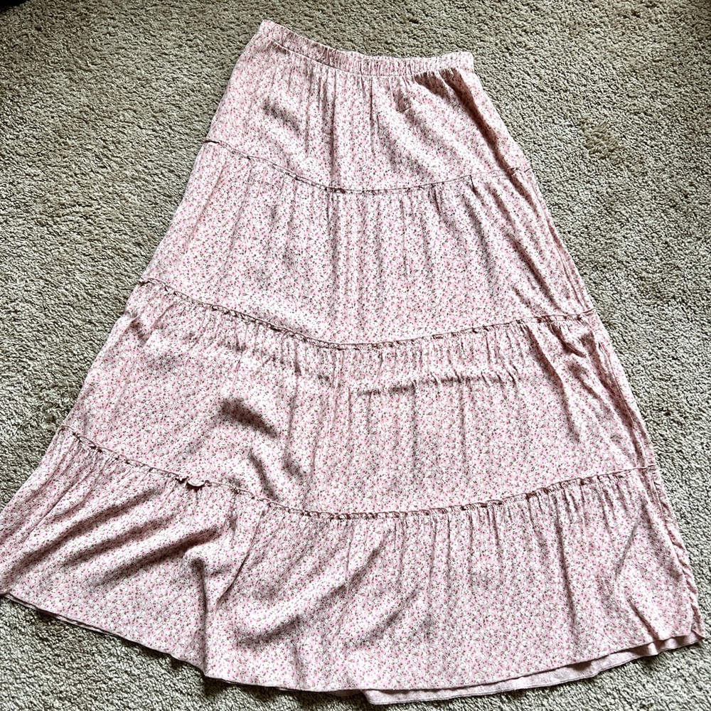 Brandy Melville Pink Flower Skirt S